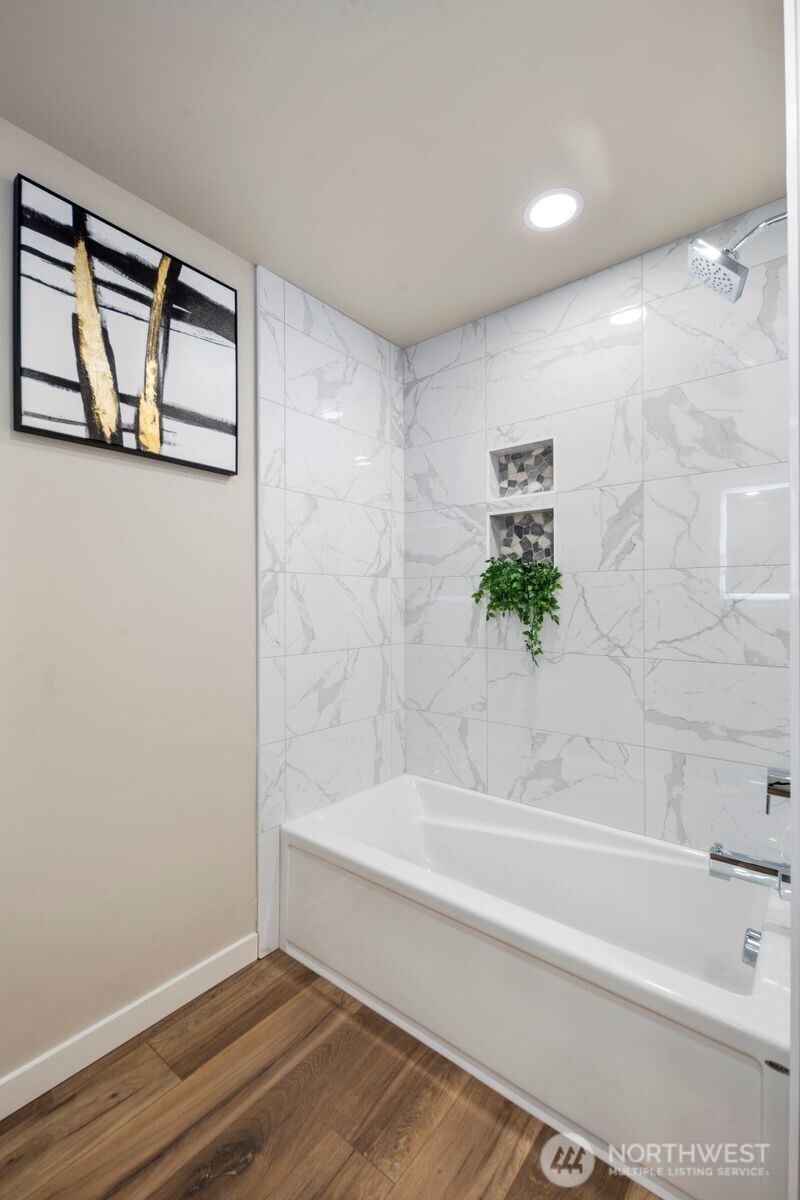 4426 195th Avenue SE