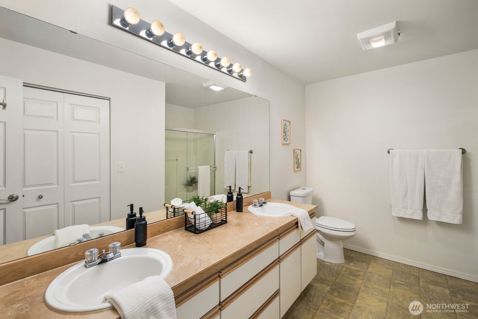 9210 Market Place Unit: P203