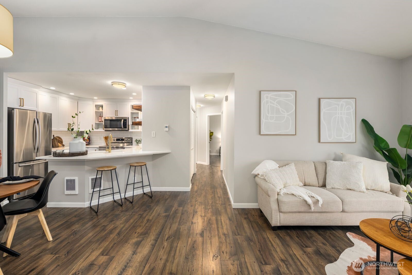 9210 Market Place Unit: P203