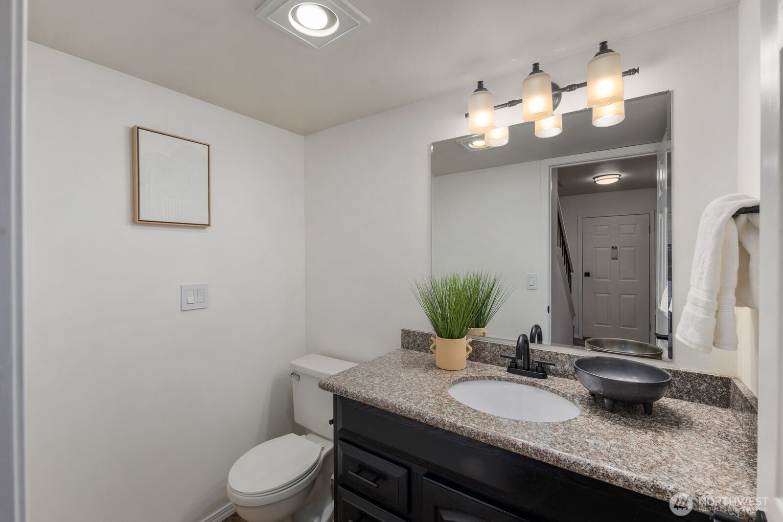 8823 Holly Drive Unit: D204