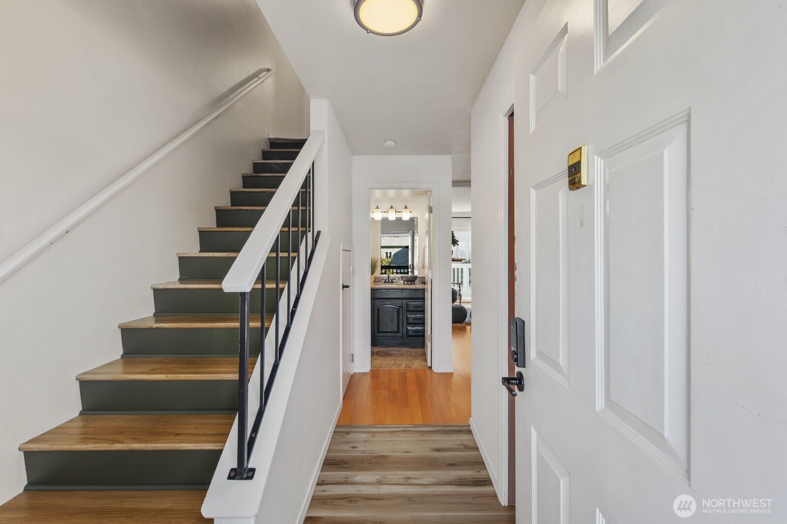 8823 Holly Drive Unit: D204