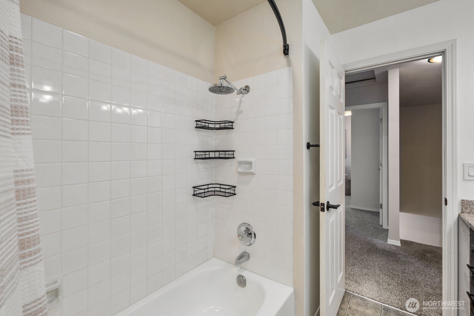 8823 Holly Drive Unit: D204