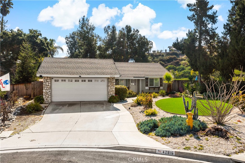 42816 Twilight Court