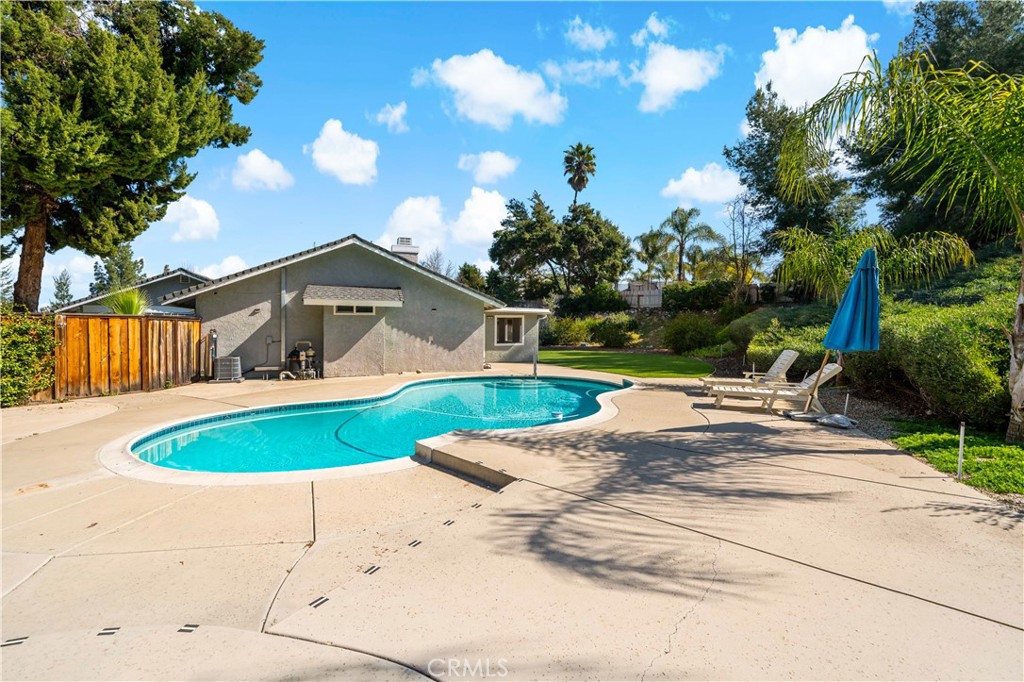 42816 Twilight Court