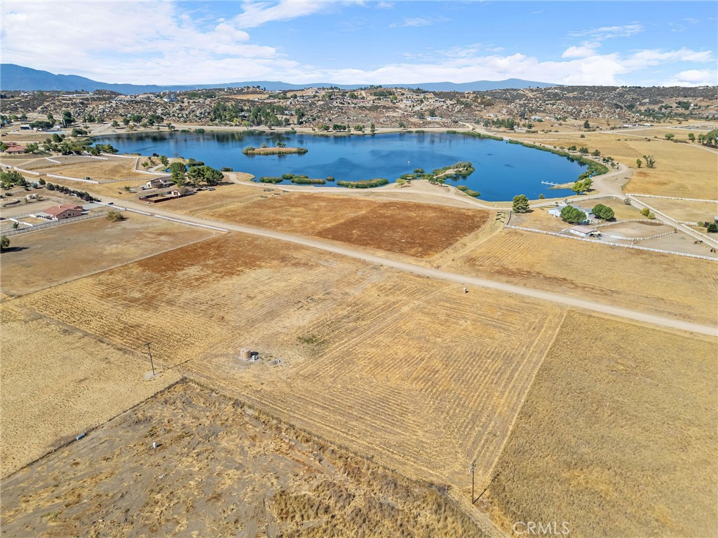 41620 Lakefront Dr