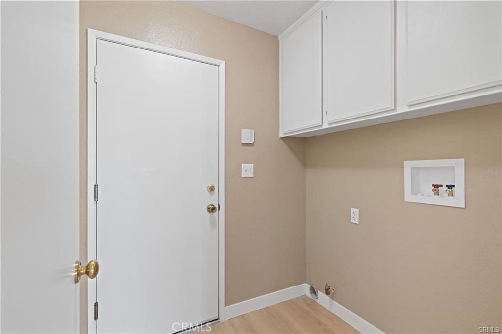 28664 Bridge Water Lane