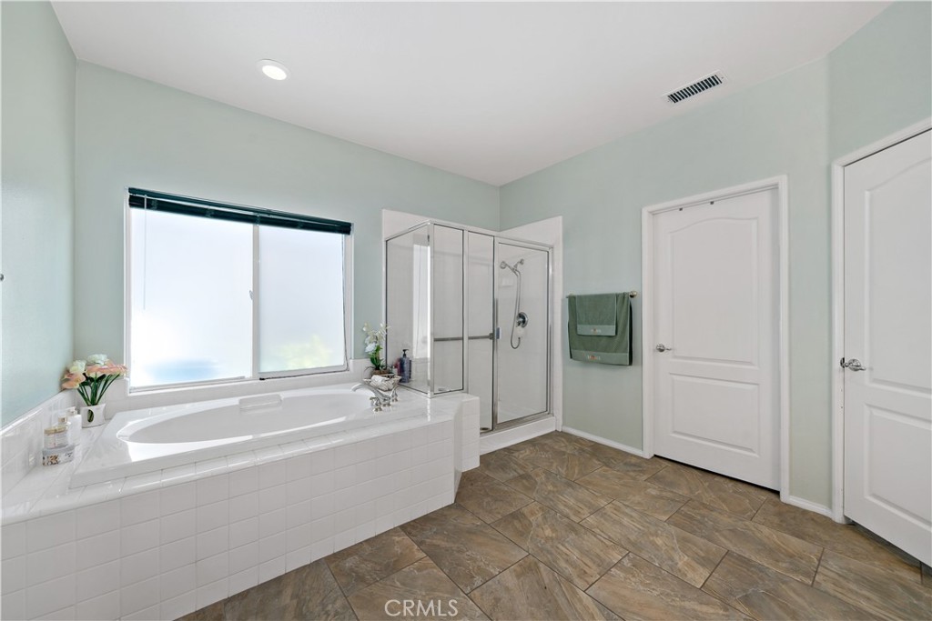 24172 Calle Artino