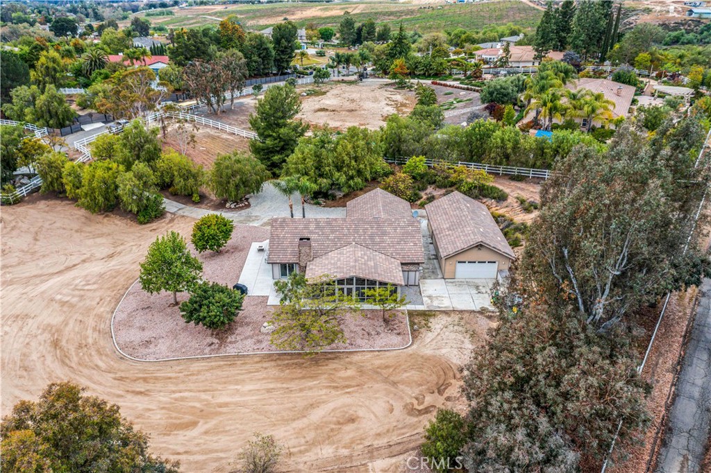 37430 Avenida Chapala