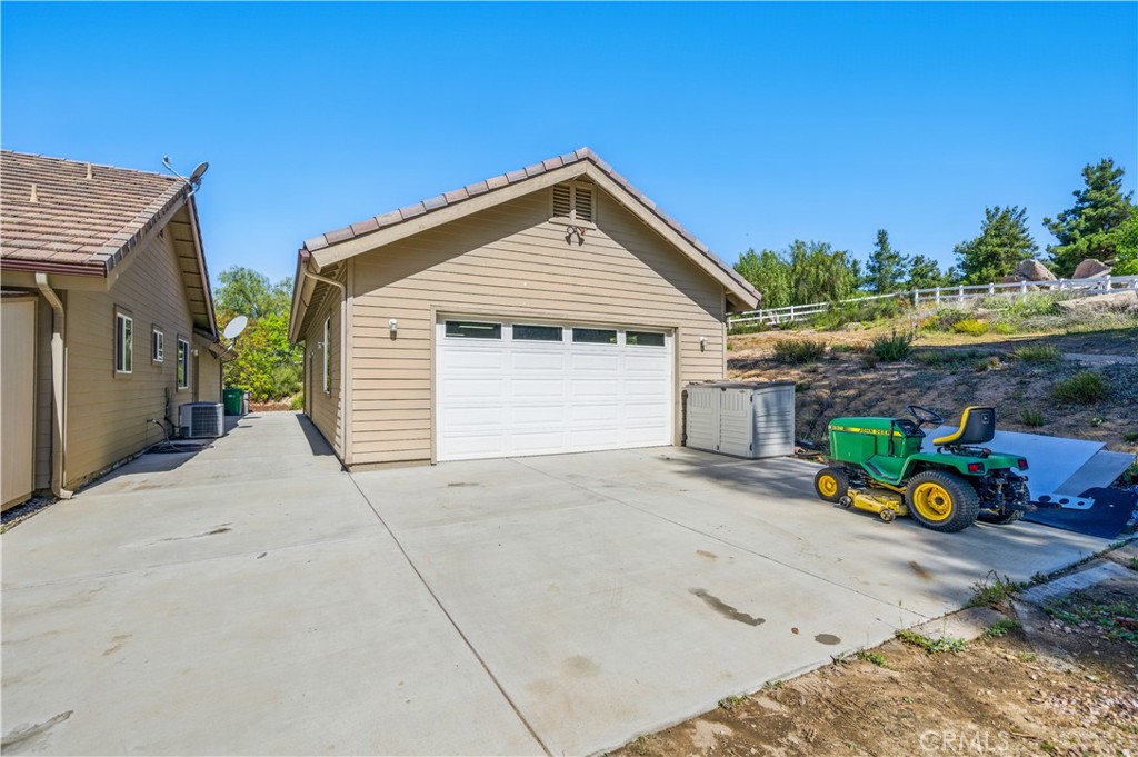 37430 Avenida Chapala