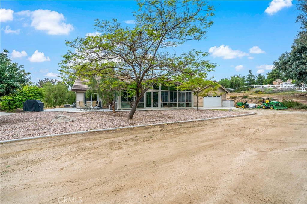 37430 Avenida Chapala