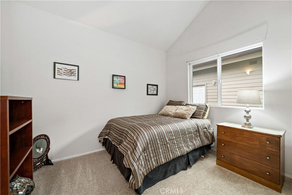 37430 Avenida Chapala