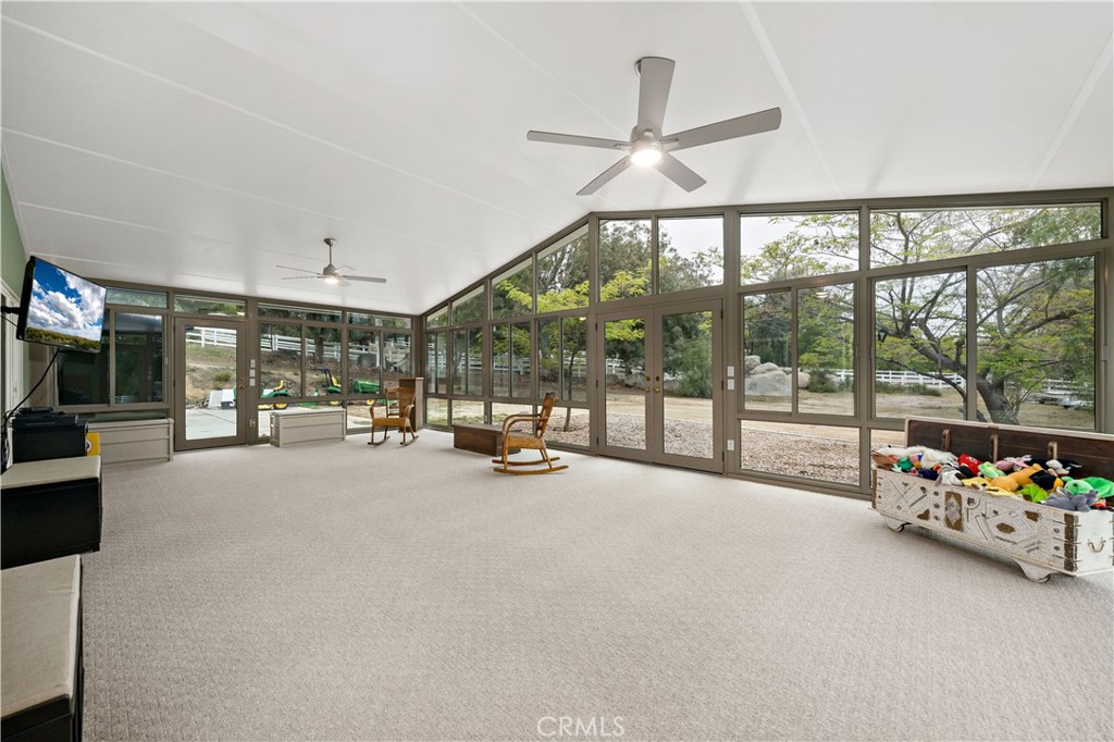 37430 Avenida Chapala