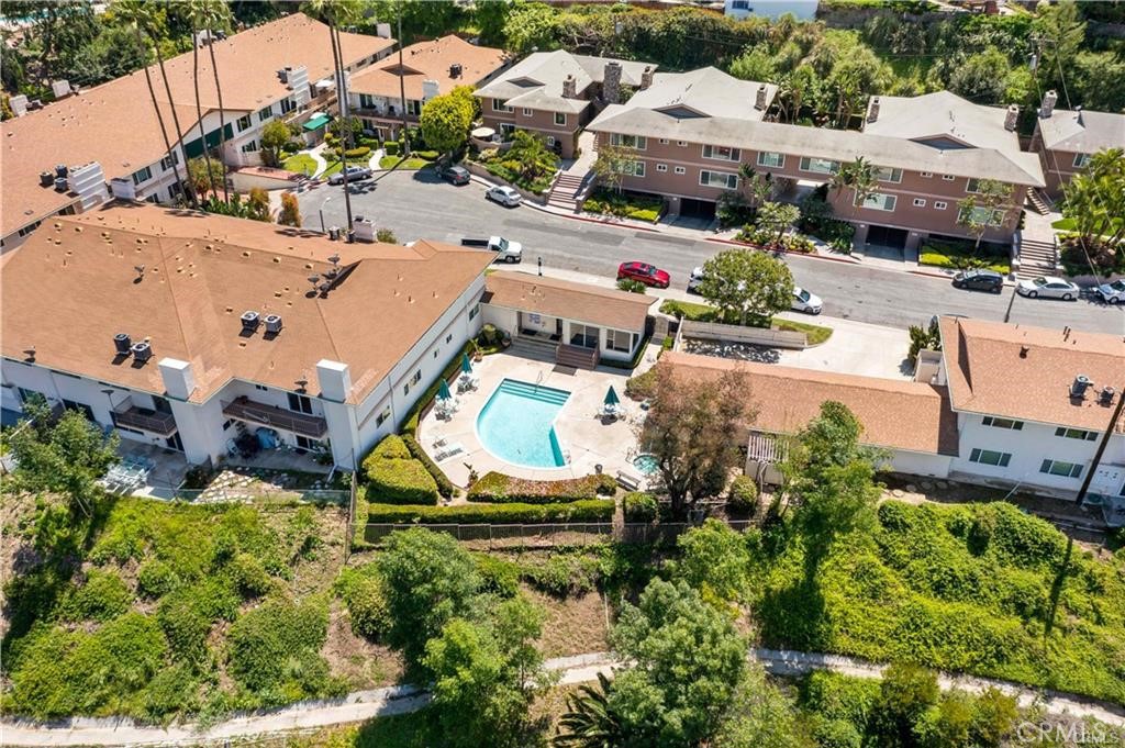 1360 Shadow Lane