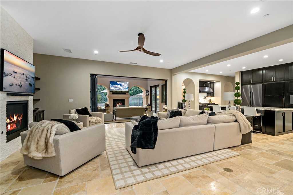 43831 Mountain Run Circle
