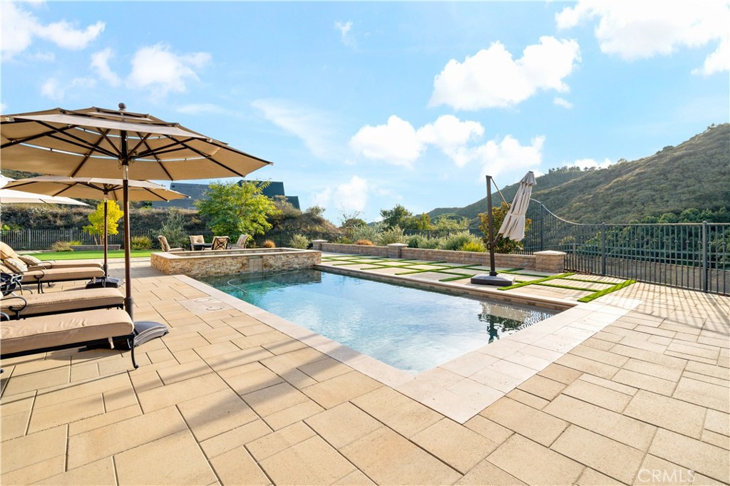 43831 Mountain Run Circle