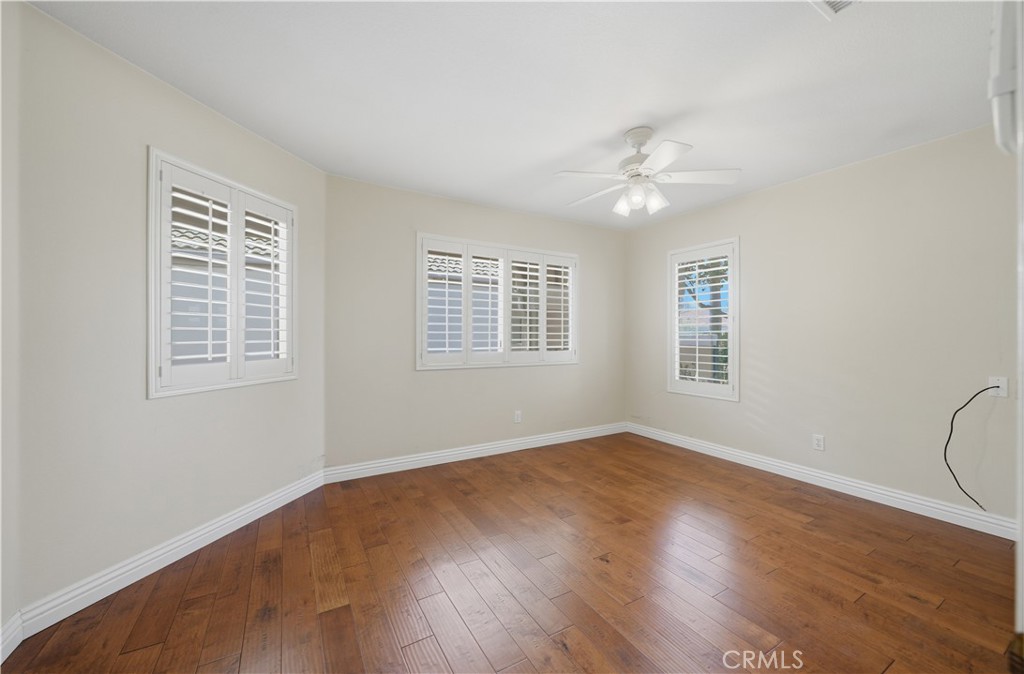 40512 Via Amapola
