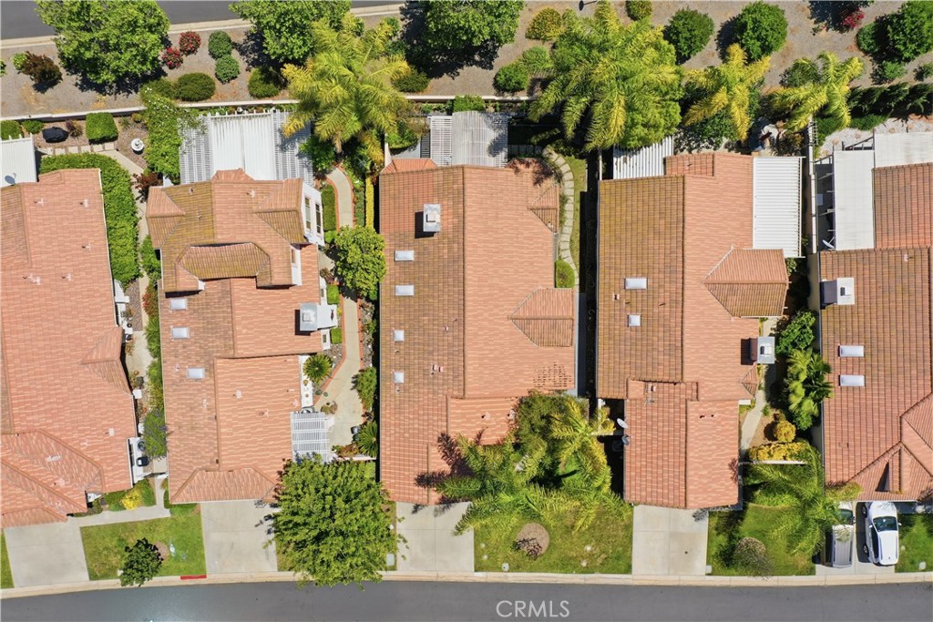 40512 Via Amapola