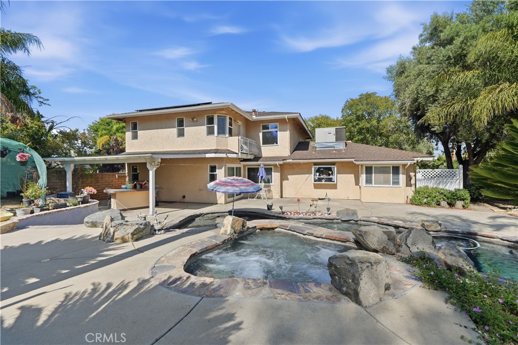 41215 Crest Dr