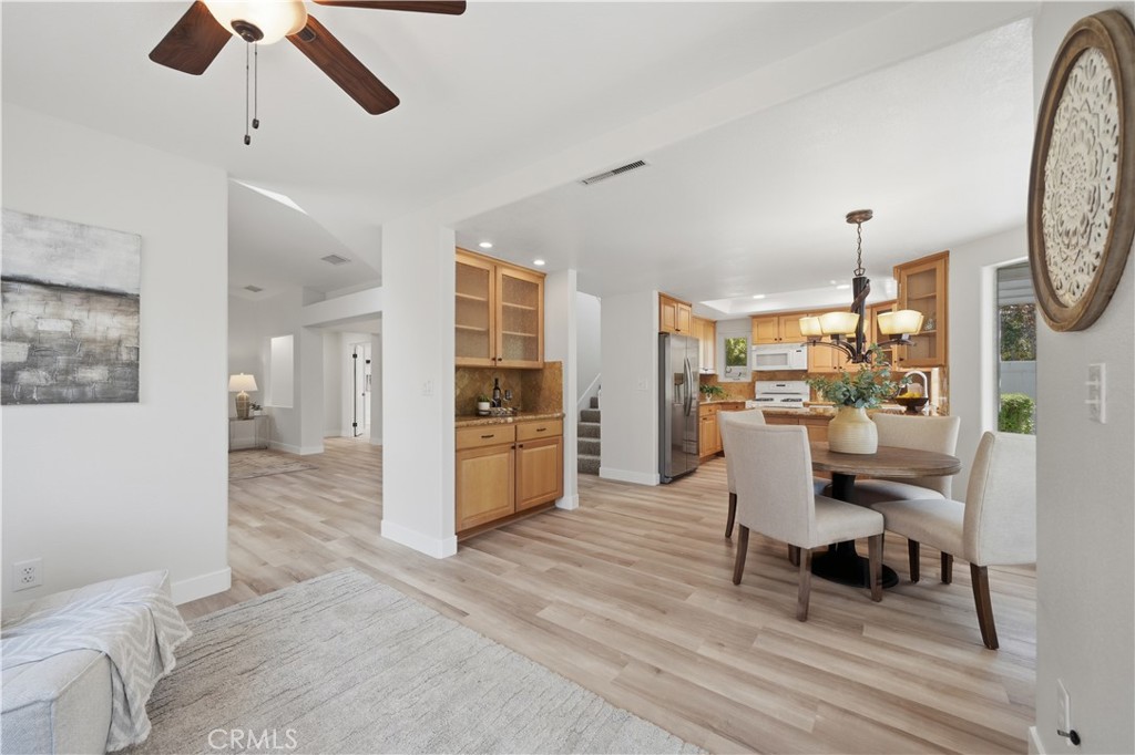 40502 Via Amapola