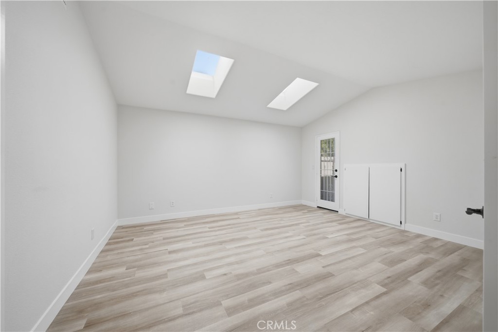 40502 Via Amapola
