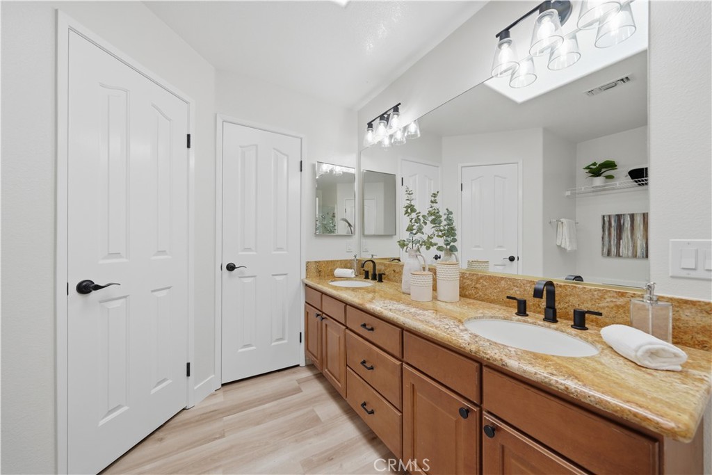 40502 Via Amapola