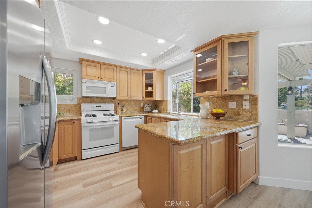 40502 Via Amapola