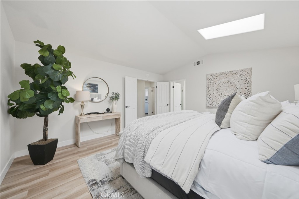 40502 Via Amapola
