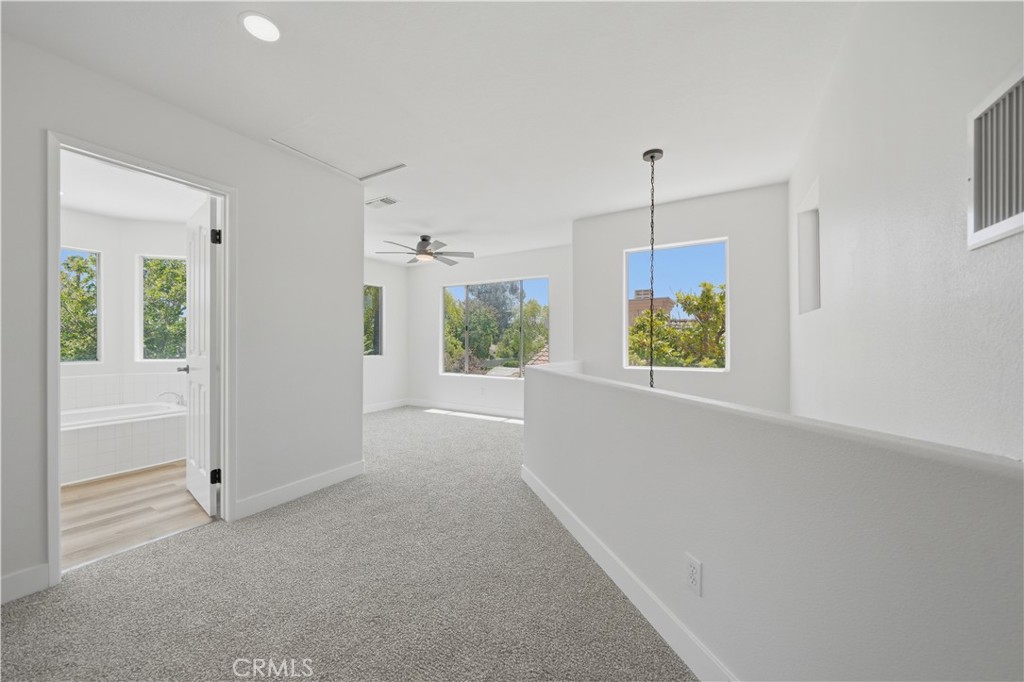 40502 Via Amapola