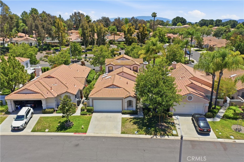 40502 Via Amapola