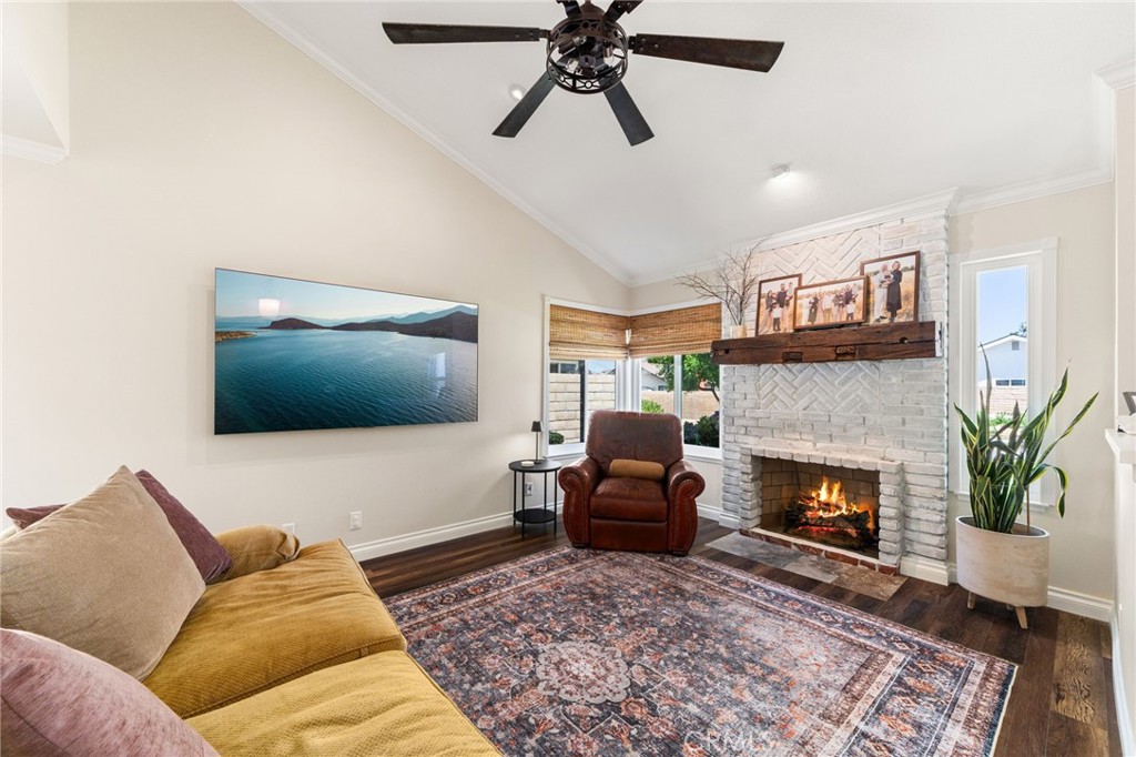 254 Las Riendas