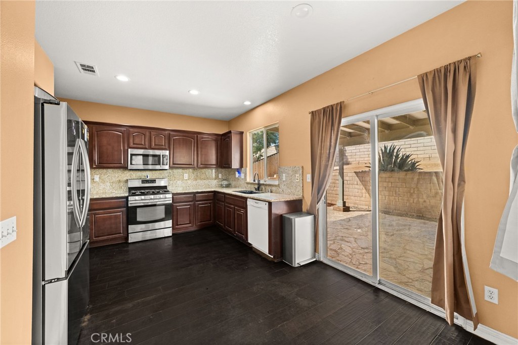 3938 Barbury Palms