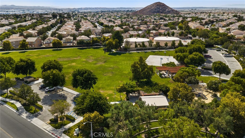 3938 Barbury Palms