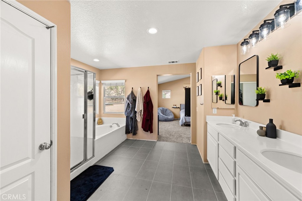 3938 Barbury Palms