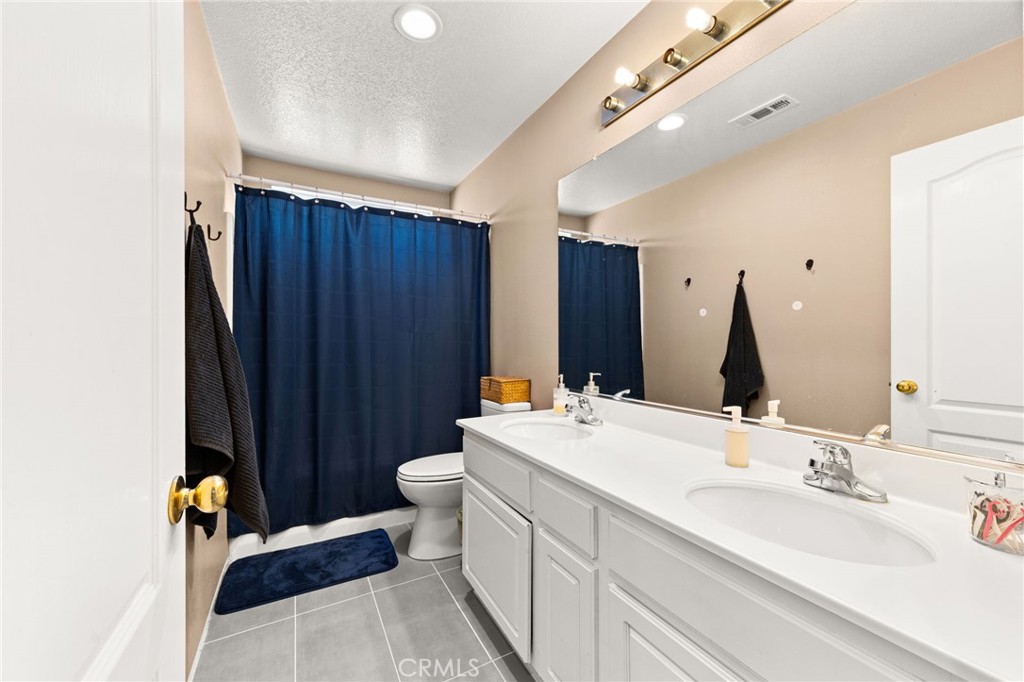 3938 Barbury Palms