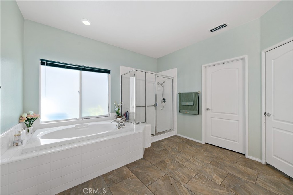 24172 Calle Artino