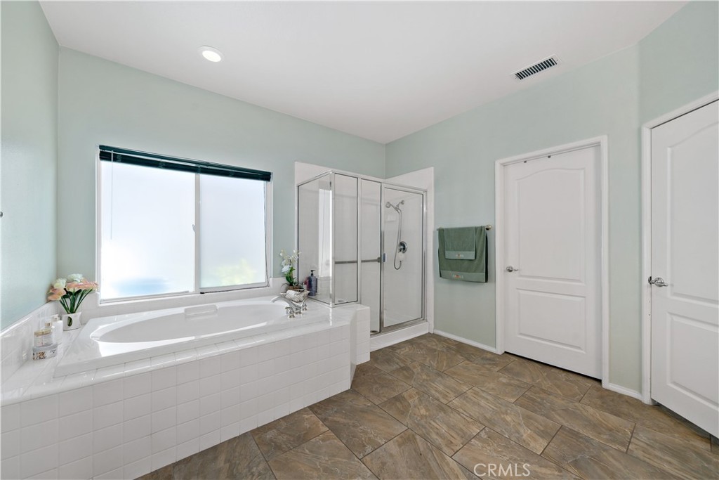 24172 Calle Artino