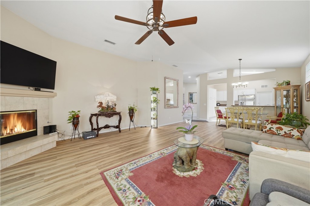 24172 Calle Artino