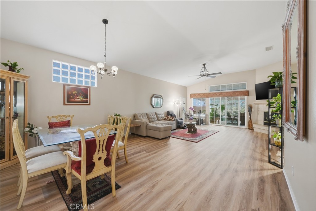 24172 Calle Artino
