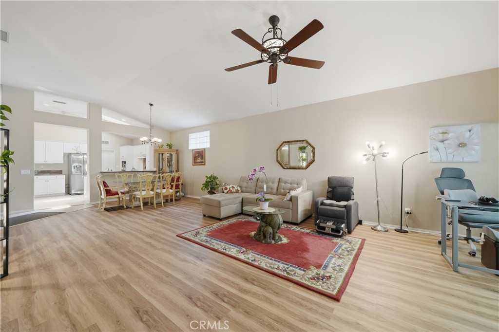 24172 Calle Artino
