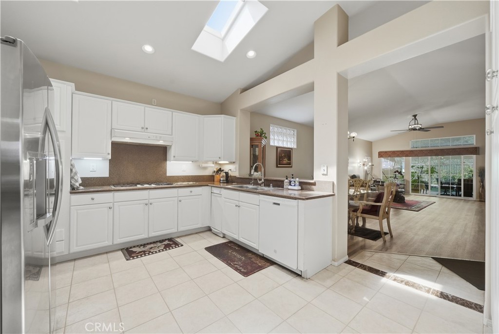 24172 Calle Artino