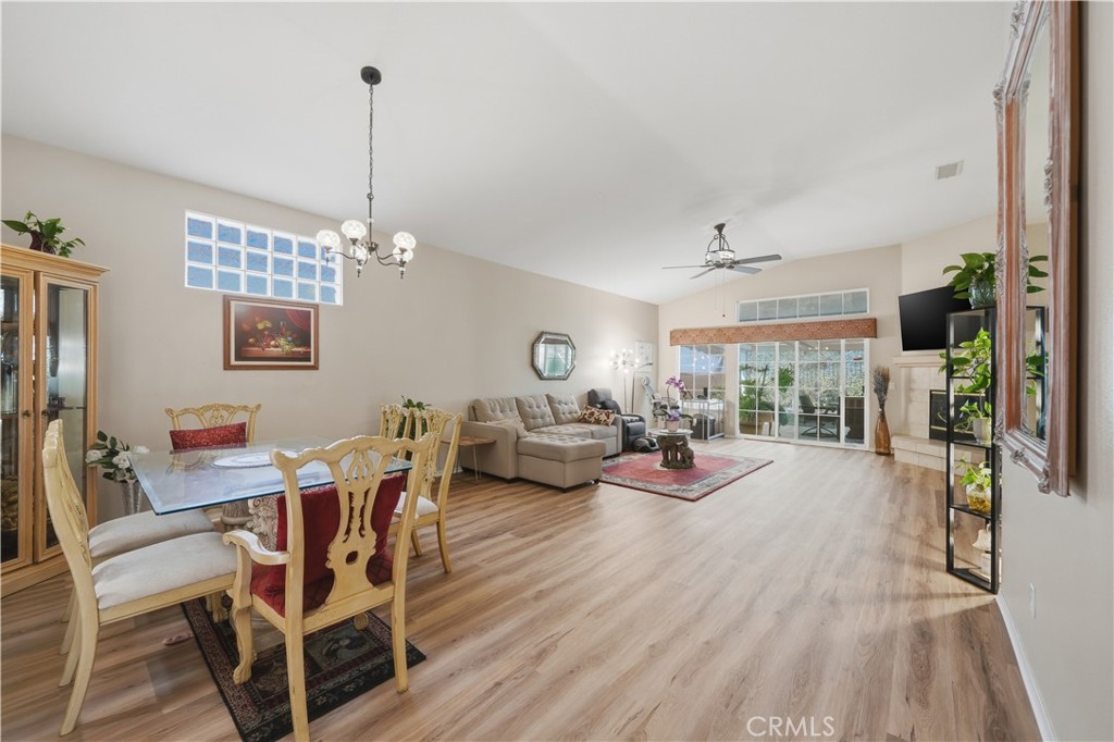 24172 Calle Artino