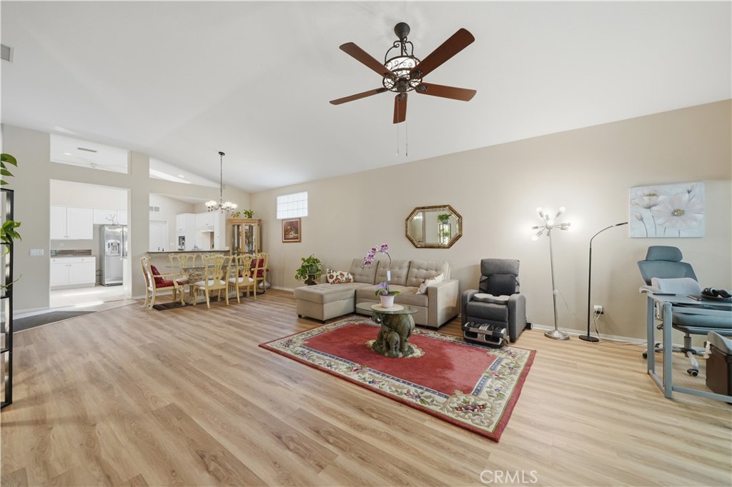 24172 Calle Artino