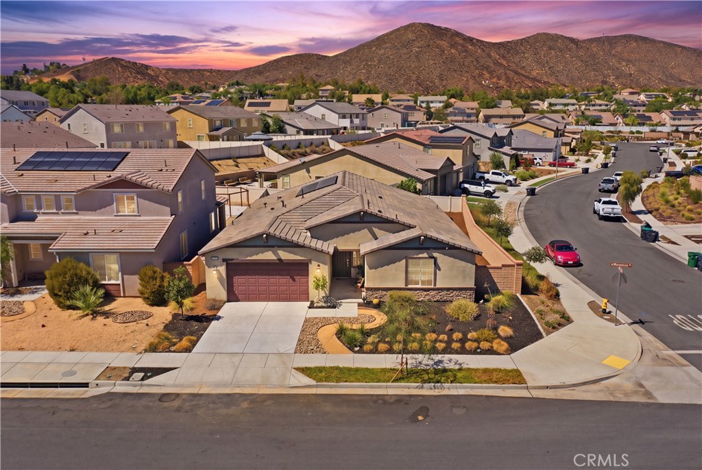 24954 Whispering Way