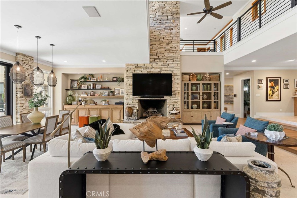 38144 Silver Fox Court