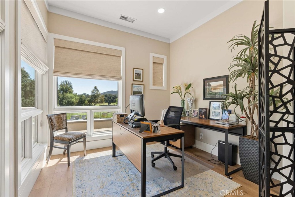 38144 Silver Fox Court