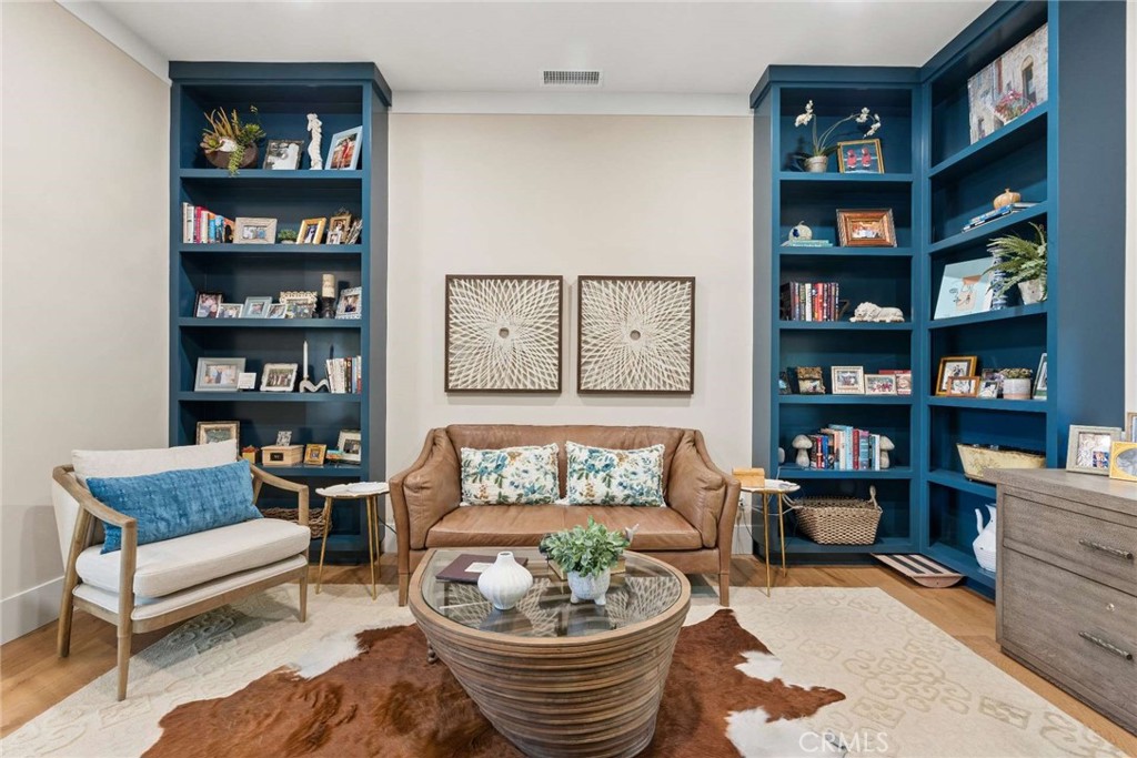 38144 Silver Fox Court