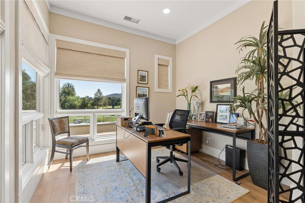38144 Silver Fox Court