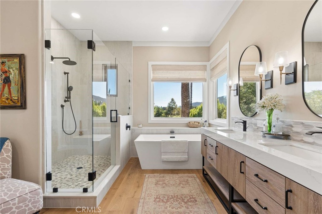 38144 Silver Fox Court
