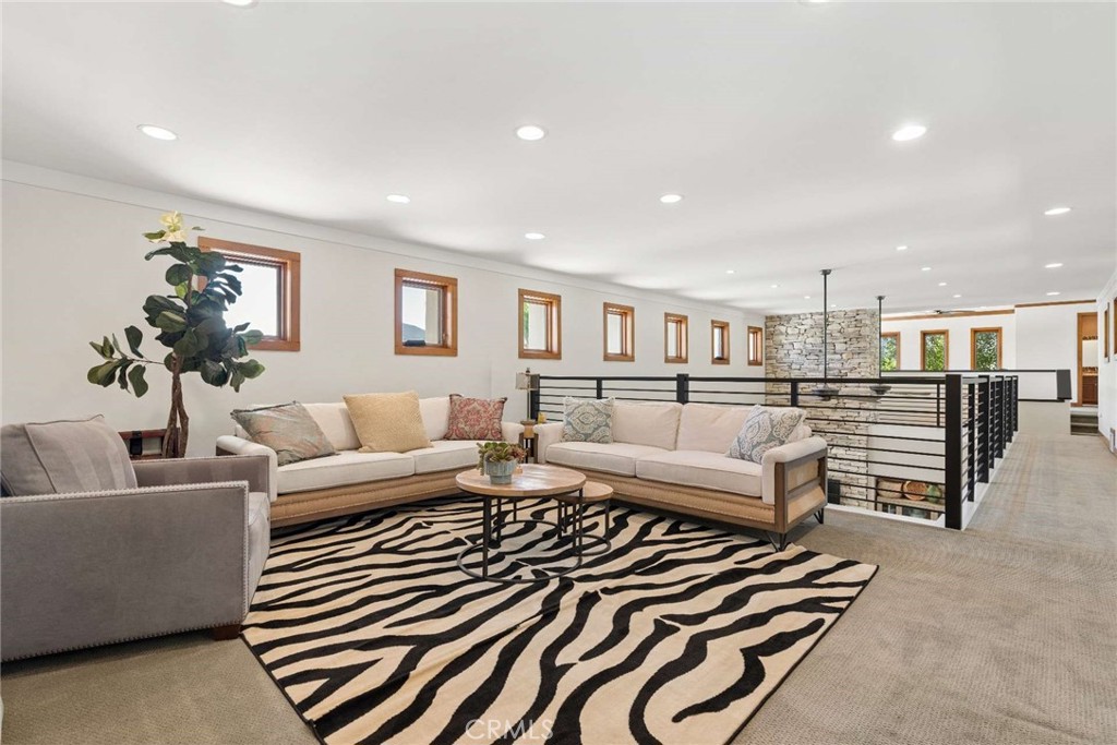 38144 Silver Fox Court