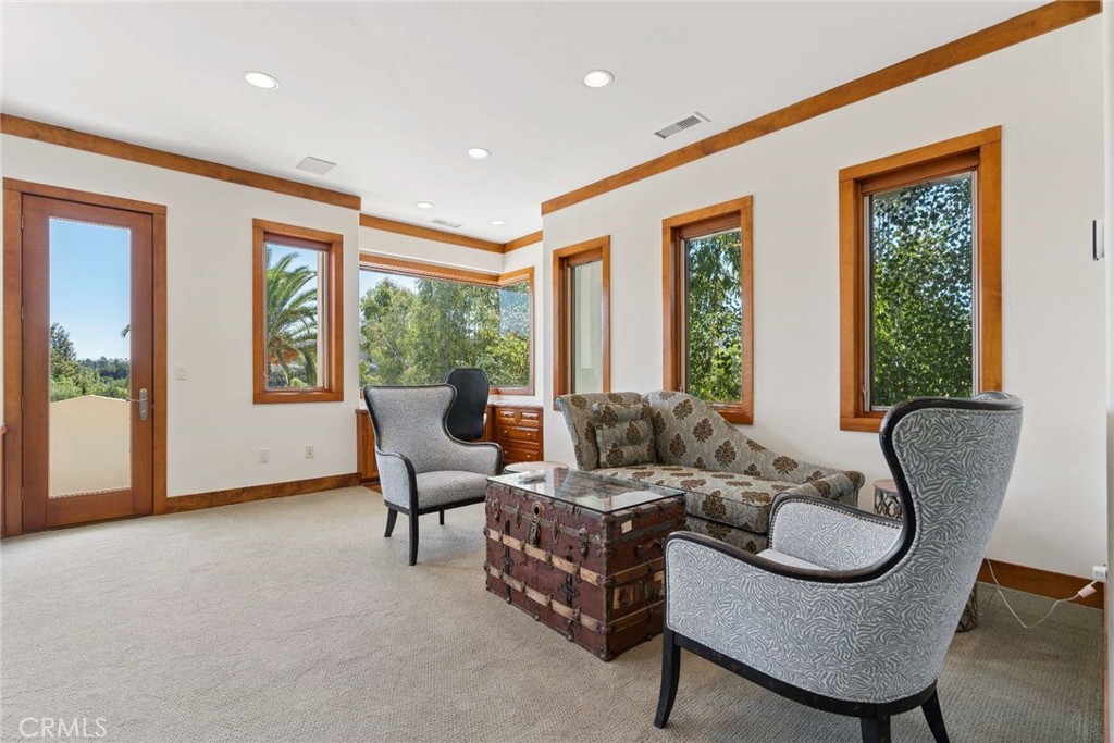 38144 Silver Fox Court